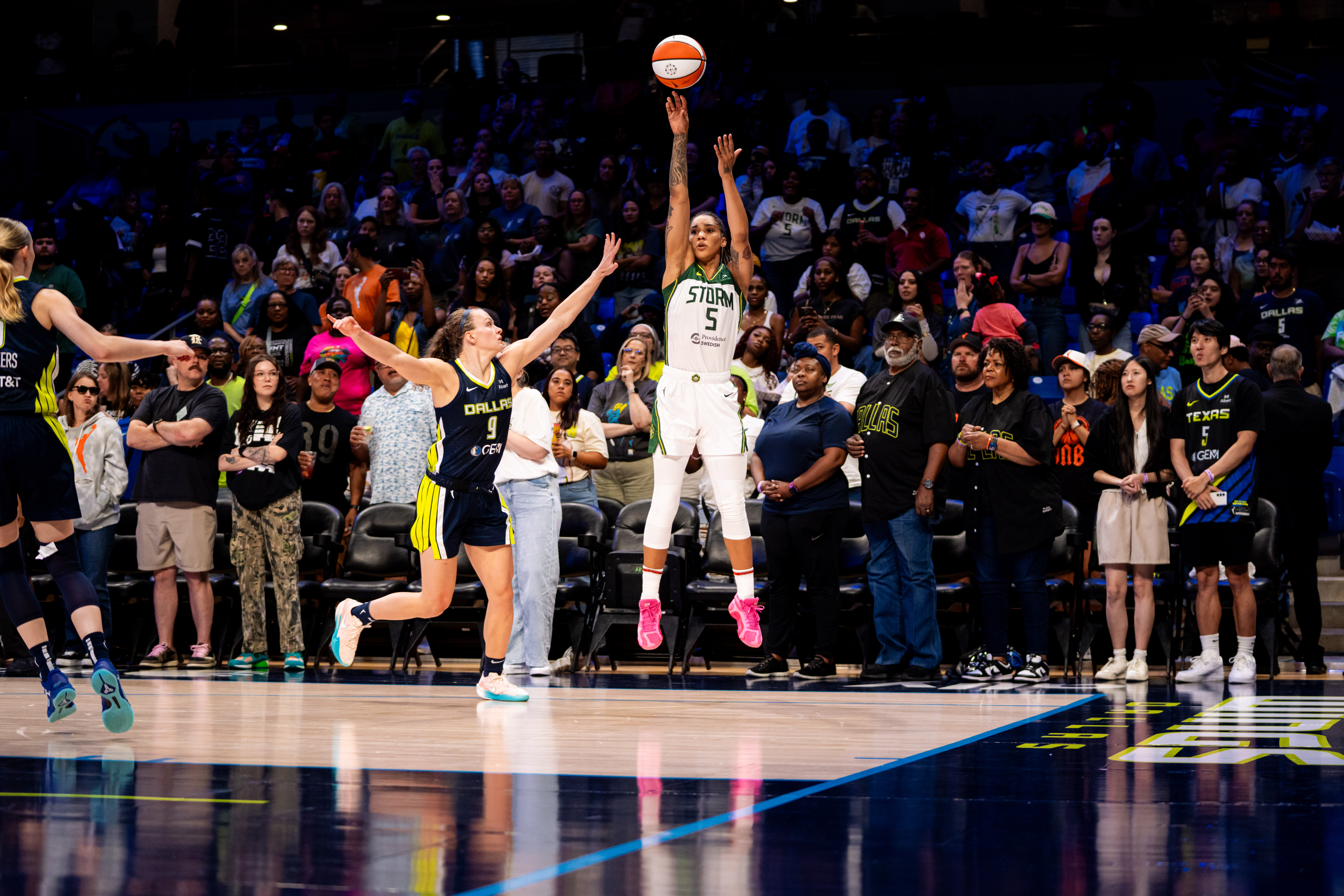 Game 37: Seattle @ Dallas, 95-60